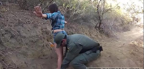  Mexican border patrol agent has his own ways to fend off border